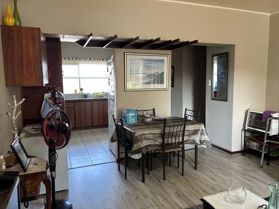2 Bedroom Property for Sale in Loumar Western Cape